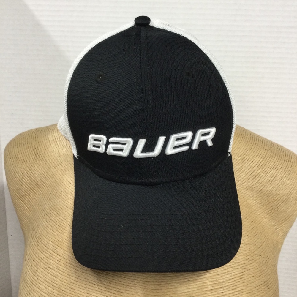 Bauer New Era Black and White Hockey Cap Sz S/M